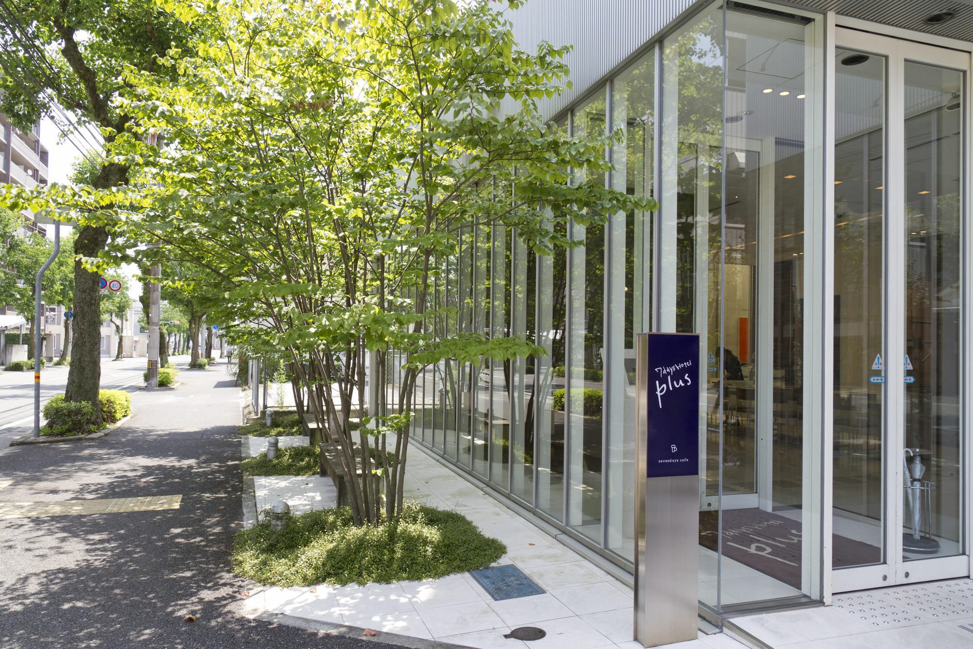 7 Days Hotel Plus Kōchi Extérieur photo